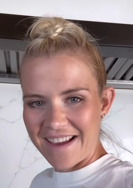 Elizabeth Smart photo