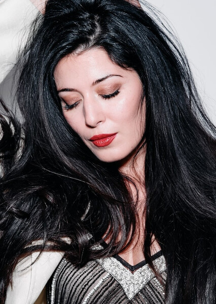 Elizabeth Tabish photo