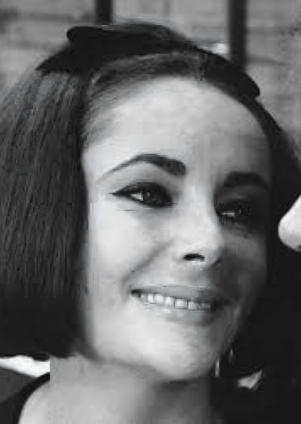 Elizabeth Taylor photo