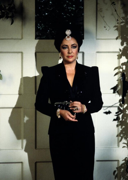Elizabeth Taylor photo