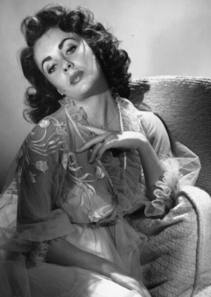 Elizabeth Taylor photo