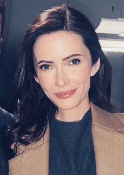 Elizabeth Tulloch photo