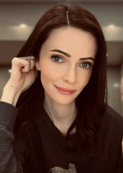 Elizabeth Tulloch photo