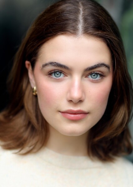Ella Bright photo