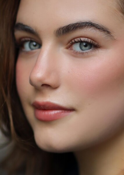 Ella Bright photo