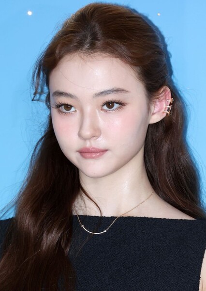 Ella Gross photo
