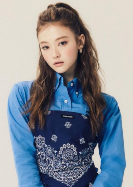 Ella Gross photo