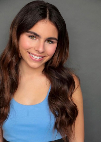 Ella Noel photo