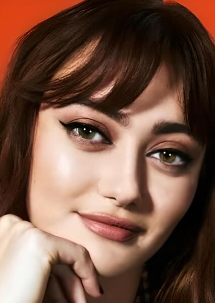 Ella Purnell