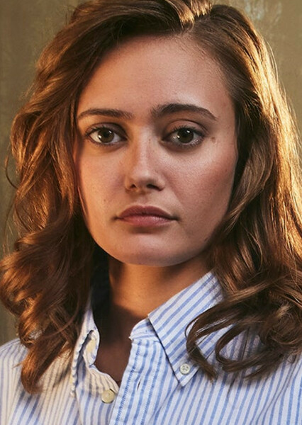 Ella Purnell photo