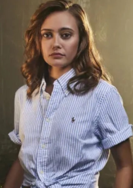 Ella Purnell photo