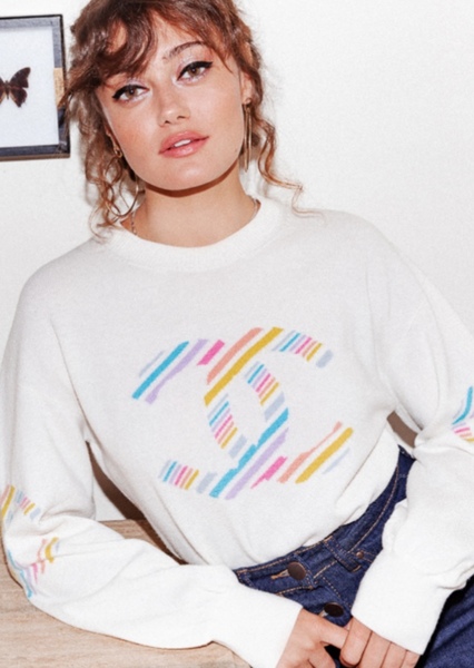 Ella Purnell photo