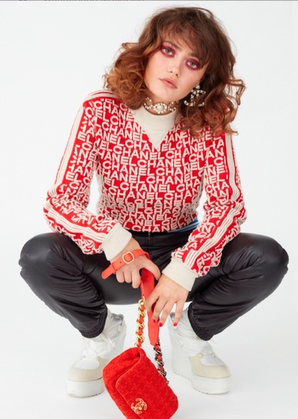 Ella Purnell photo