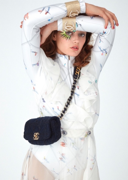 Ella Purnell photo