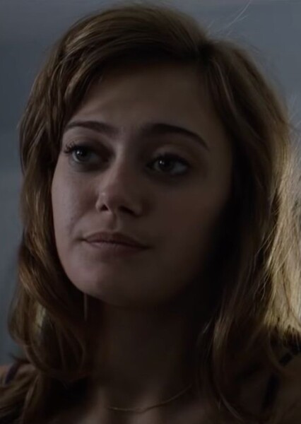 Ella Purnell photo