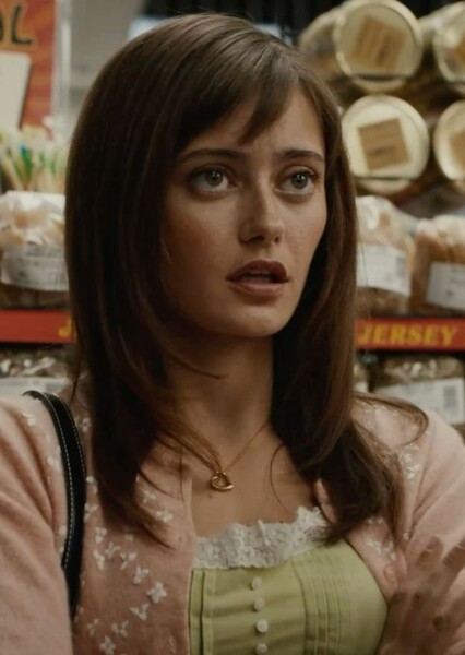 Ella Purnell