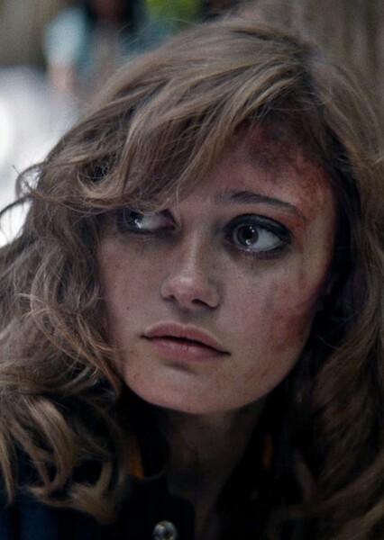 Ella Purnell photo