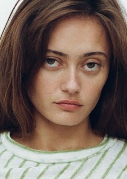 Ella Purnell