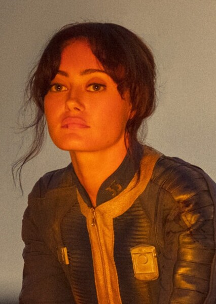 Ella Purnell