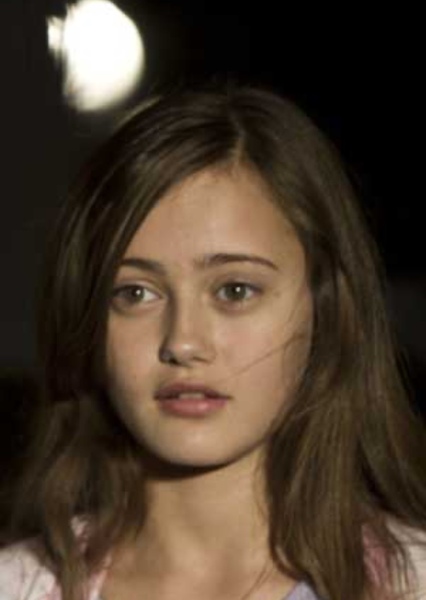 Ella Purnell photo