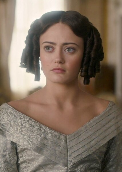 Ella Purnell
