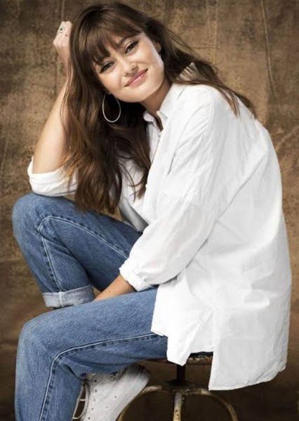 Ella Purnell photo