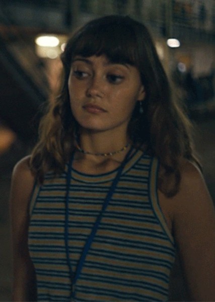Ella Purnell