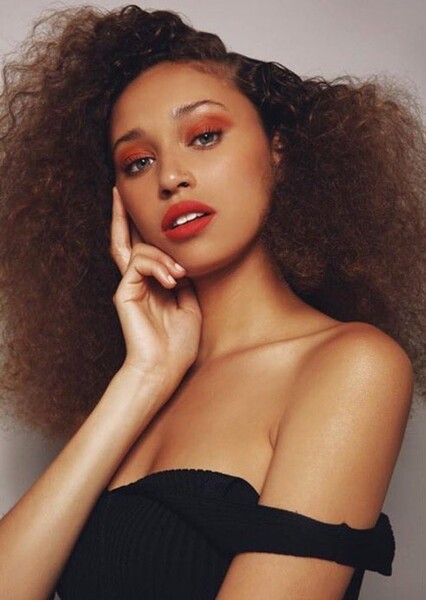 Ella-Rae Smith photo