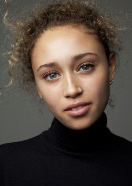 Ella-Rae Smith photo