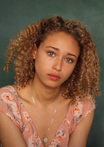 Ella-Rae Smith photo
