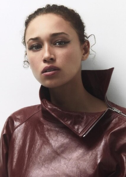 Roxanne Wolf