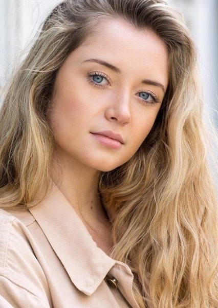 Ella Starbuck photo