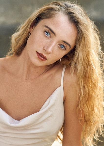 Ella Starbuck photo
