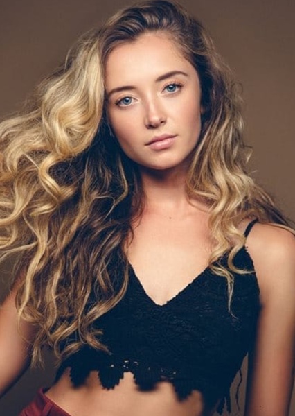 Ella Starbuck photo