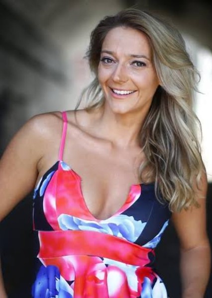Elle Dawe