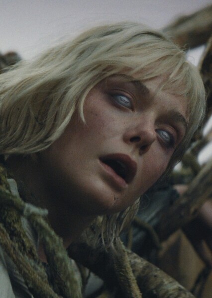 Elle Fanning photo