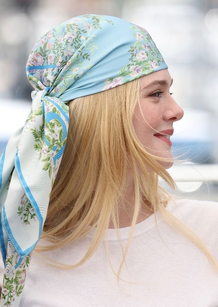 Elle Fanning photo