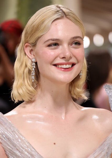 Elle Fanning photo