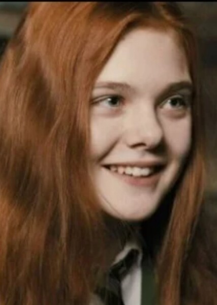 Elle Fanning photo