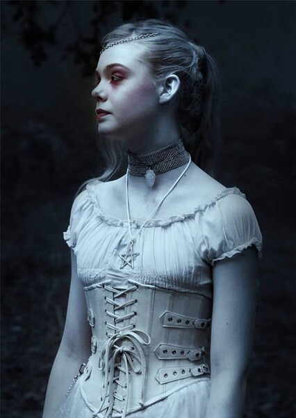 Elle Fanning photo