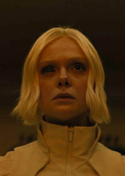 Elle Fanning photo