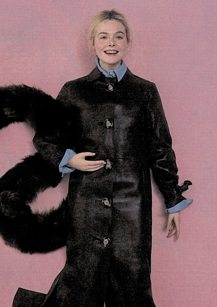 Elle Fanning photo