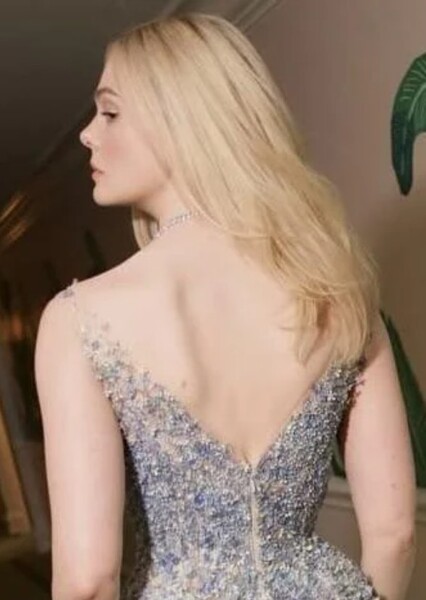 Elle Fanning photo