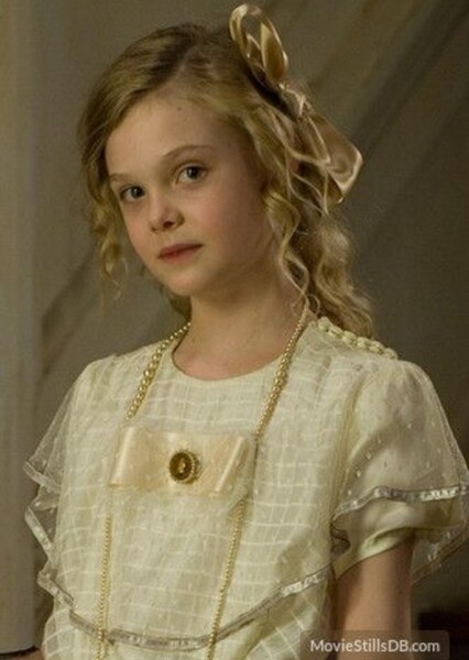 Elle Fanning photo