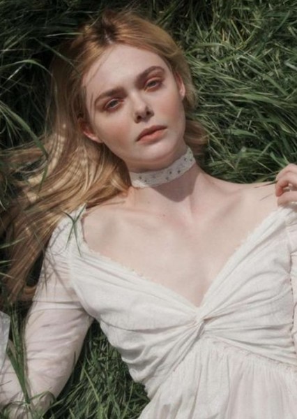 Elle Fanning photo