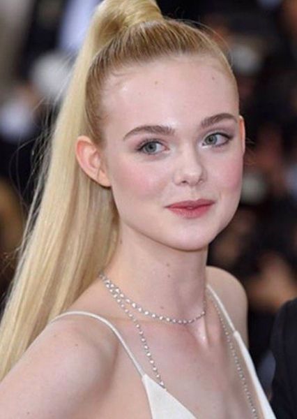 Elle Fanning photo