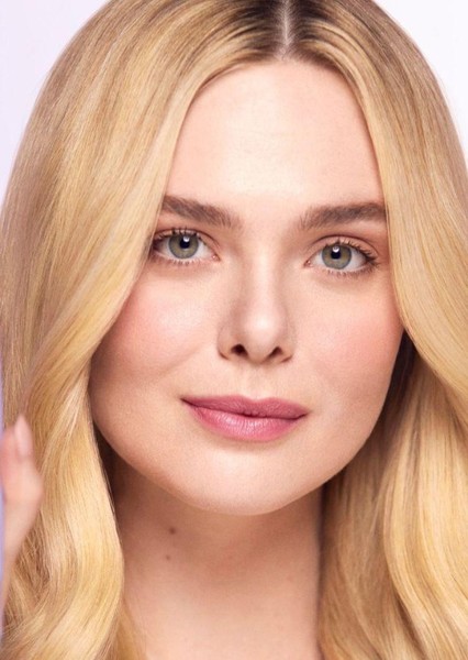 Elle Fanning photo