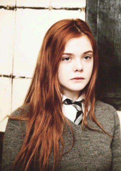 Elle Fanning photo