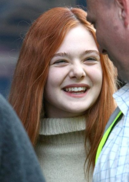 Elle Fanning photo
