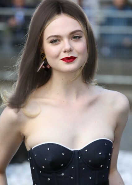 Elle Fanning photo